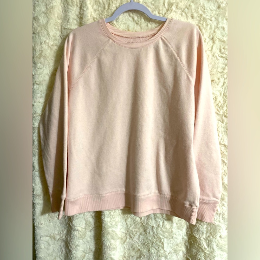 Cute pink and very soft sweatshirt by Time and Tru Size L